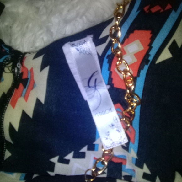 Abstract Southwestern Gold Chain Strap Crop Top Sz Small - Picture 6 of 9